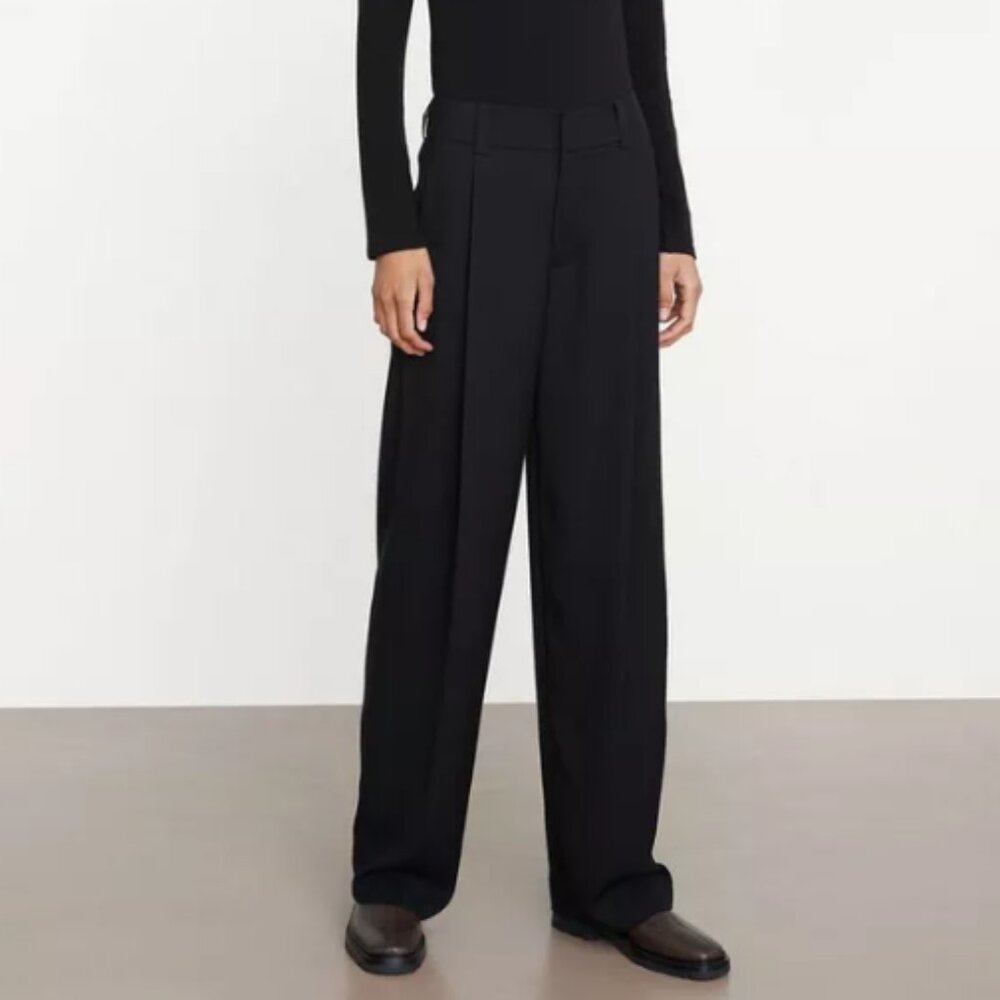 Vince. Wide-Leg Pleated Lightweight Trousers Pants w/ Pockets, Black - Size 8